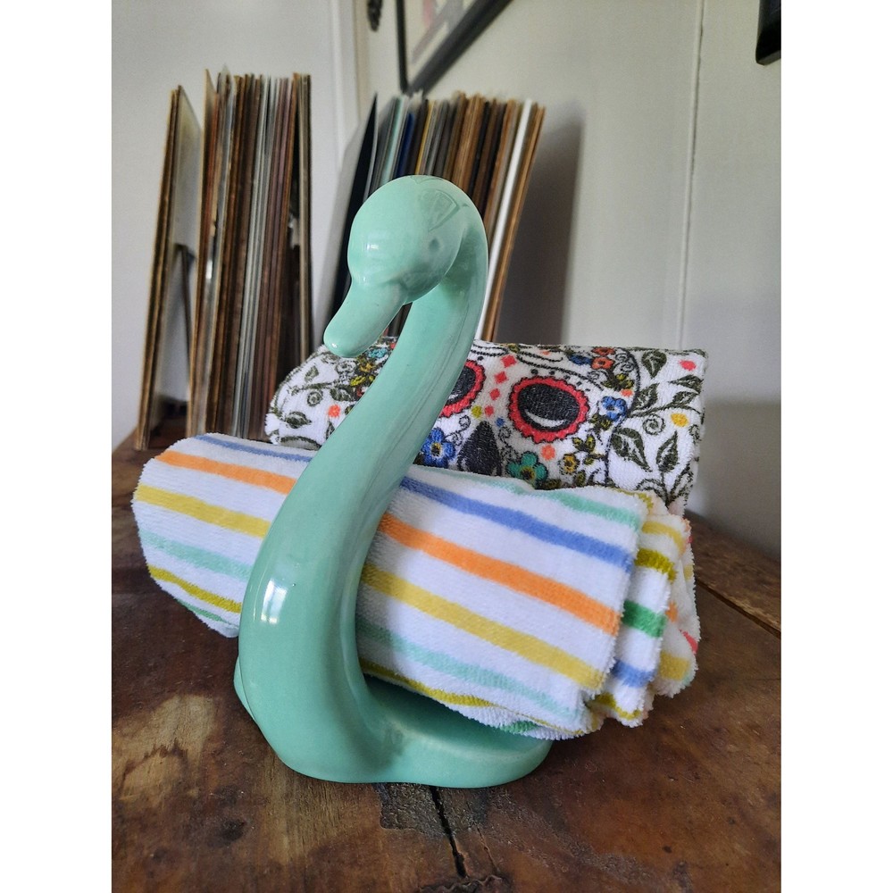 Vintage Sundance Relco Swan Towel Holder